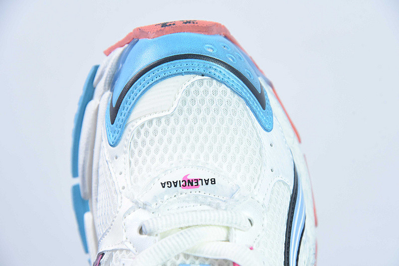 Ba*len*cia*ga runner sneaker