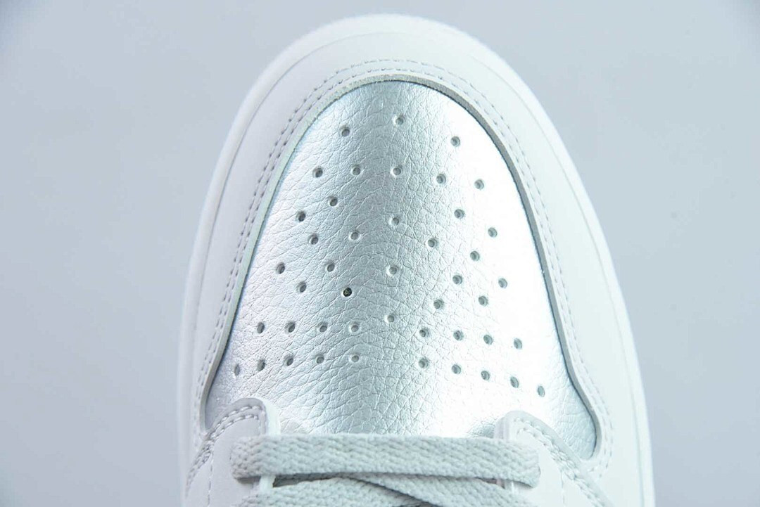 Air JordanAir Jordan 1 Retro Low OG 