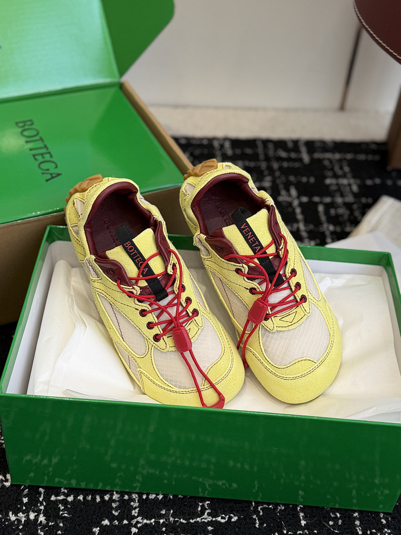 B0tt*ga Ven*ta Orbit Sneaker