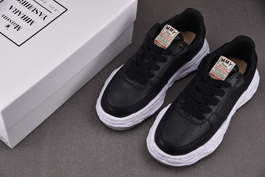 Ma1s0n MIHARA YASUHIRO Sneaker
