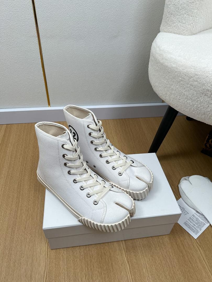 Ma1s0n Marg*e1a SNEAKER