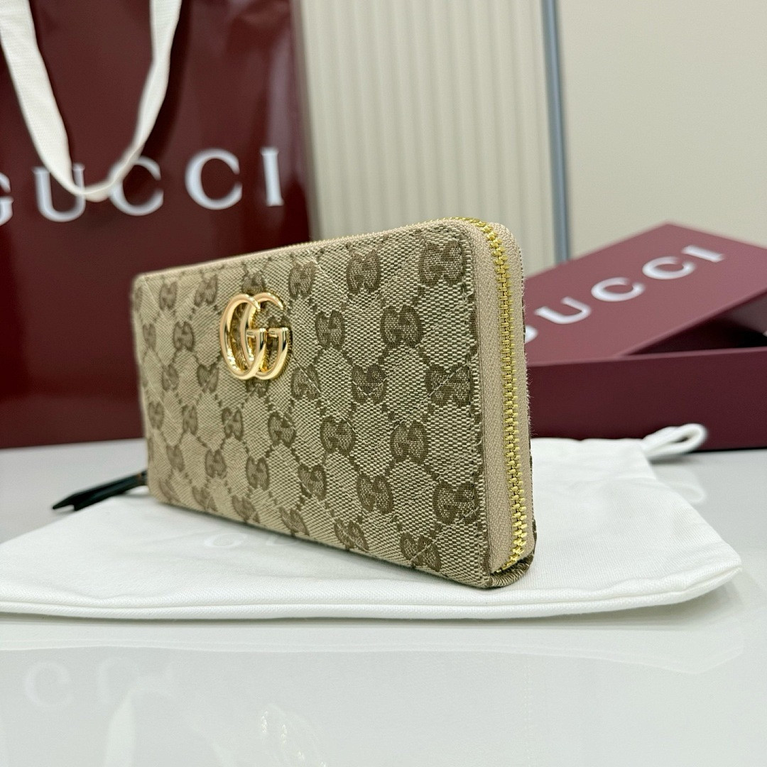 Gvc*1 BAG
