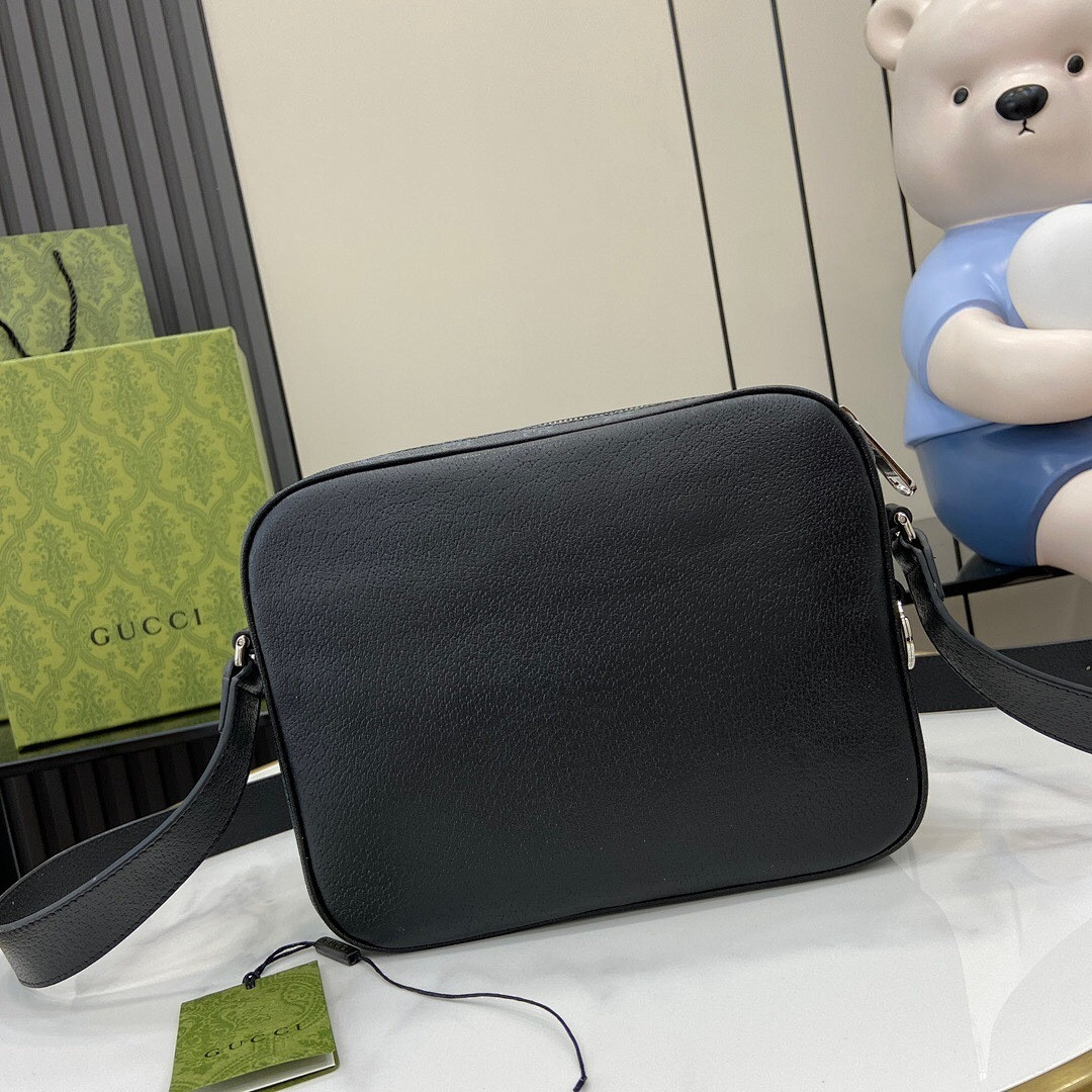 Gvc*1 BAG