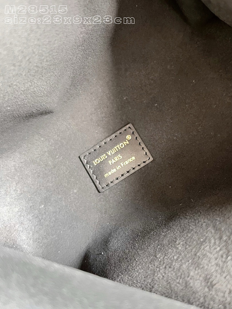 LVT PURSE