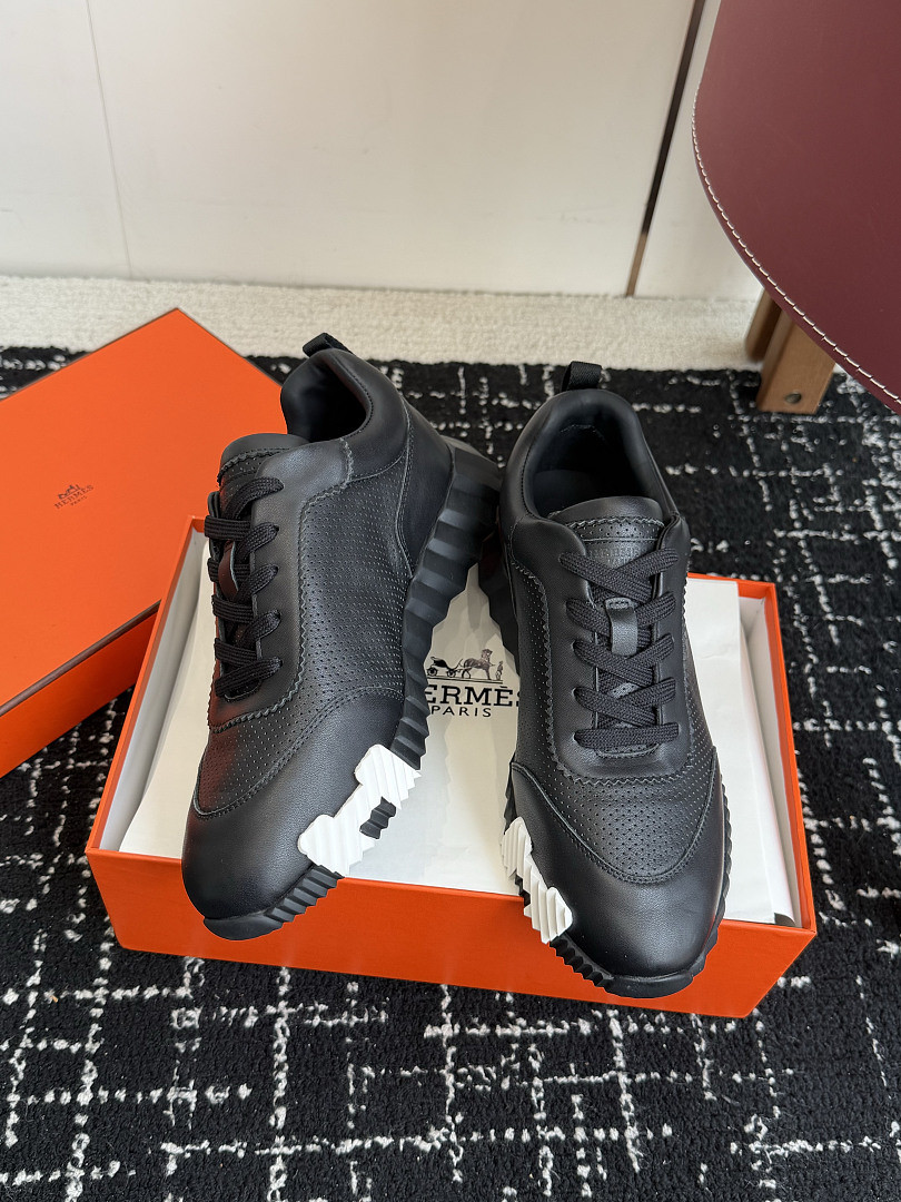 H**me5 Sneaker