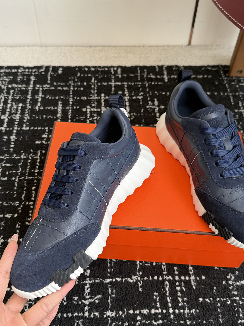 H**me5 Sneaker