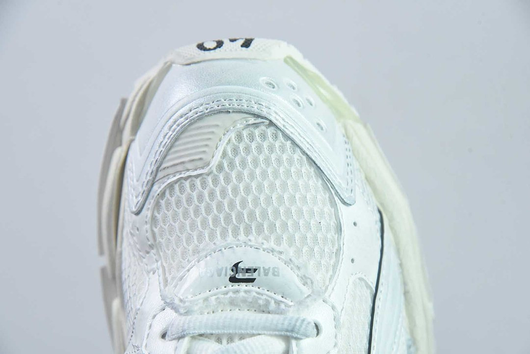 Ba1en*iaga Runner Sneaker LED