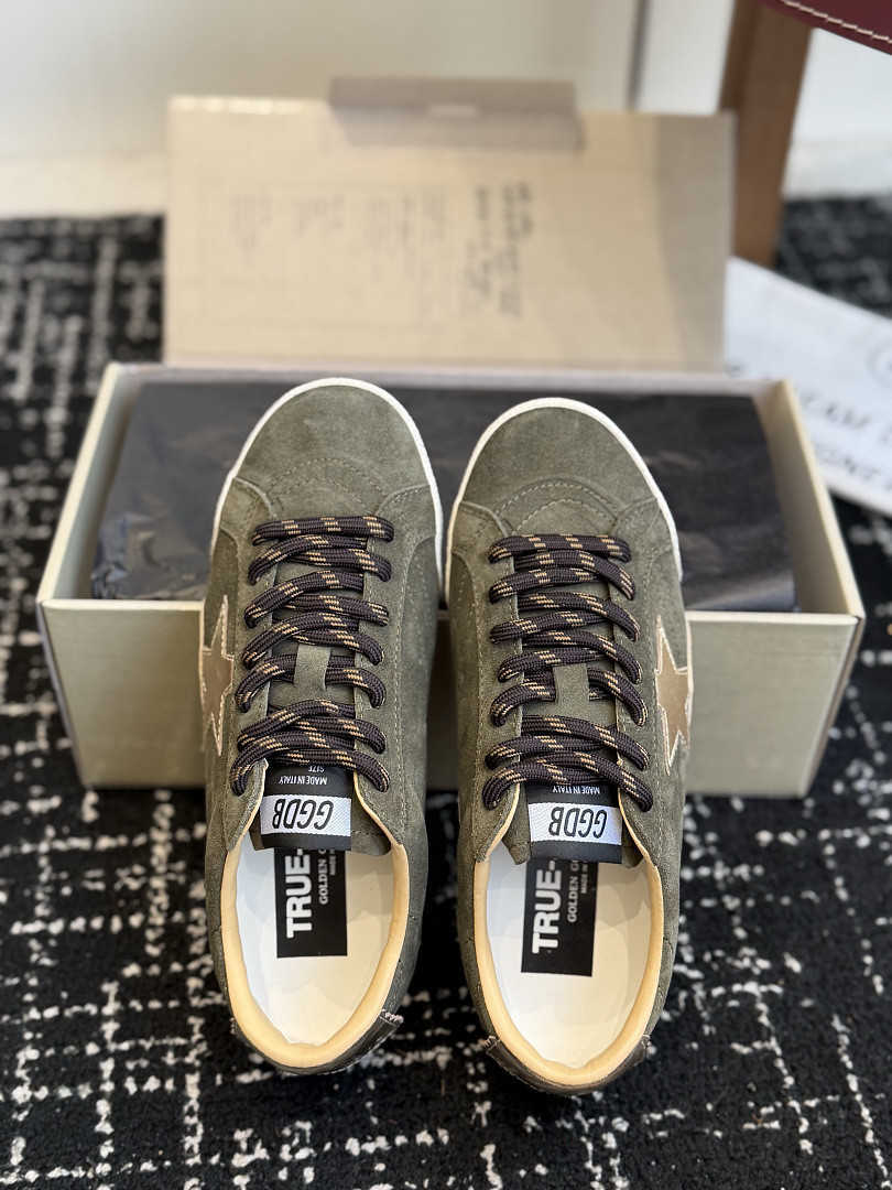 GGDB SNEAKER