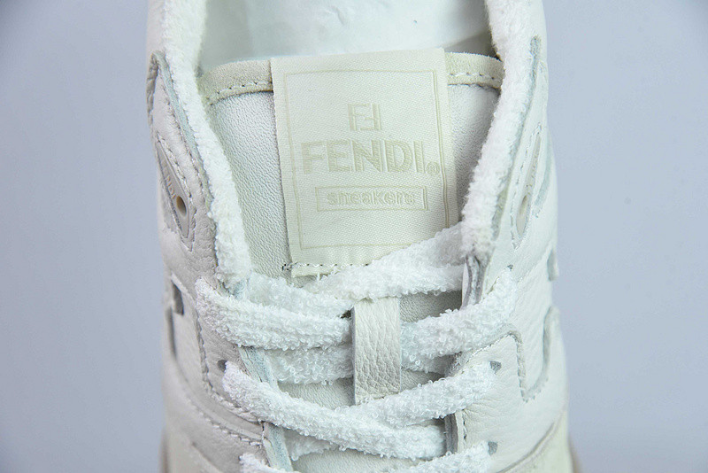 fen sneaker