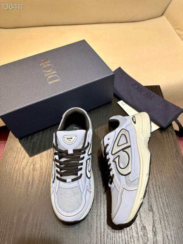 DIO* SNEAKER