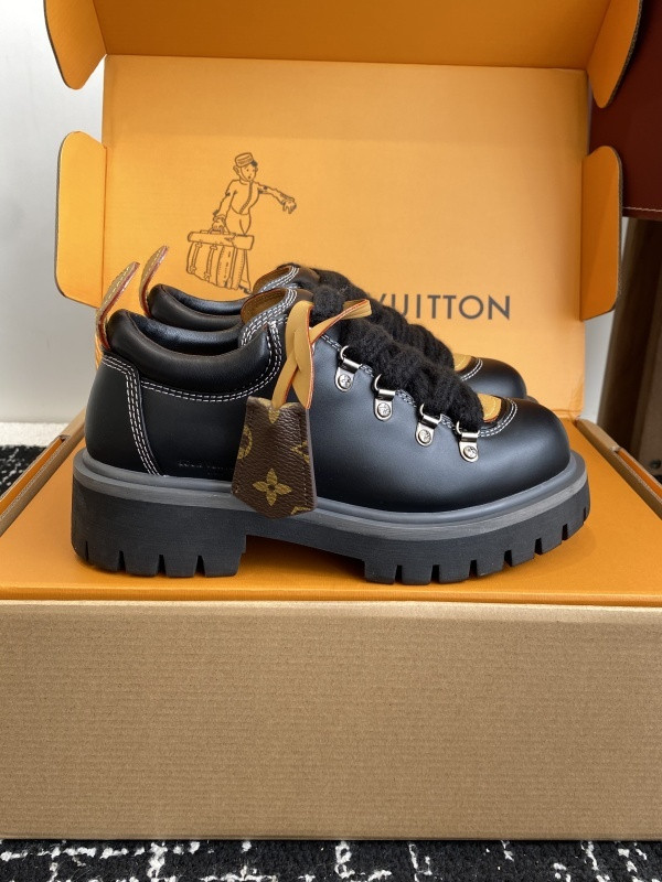 LVT SNEAKERS
