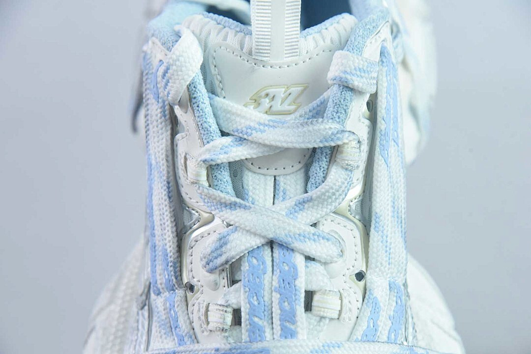 BC 3XL SNEAKER