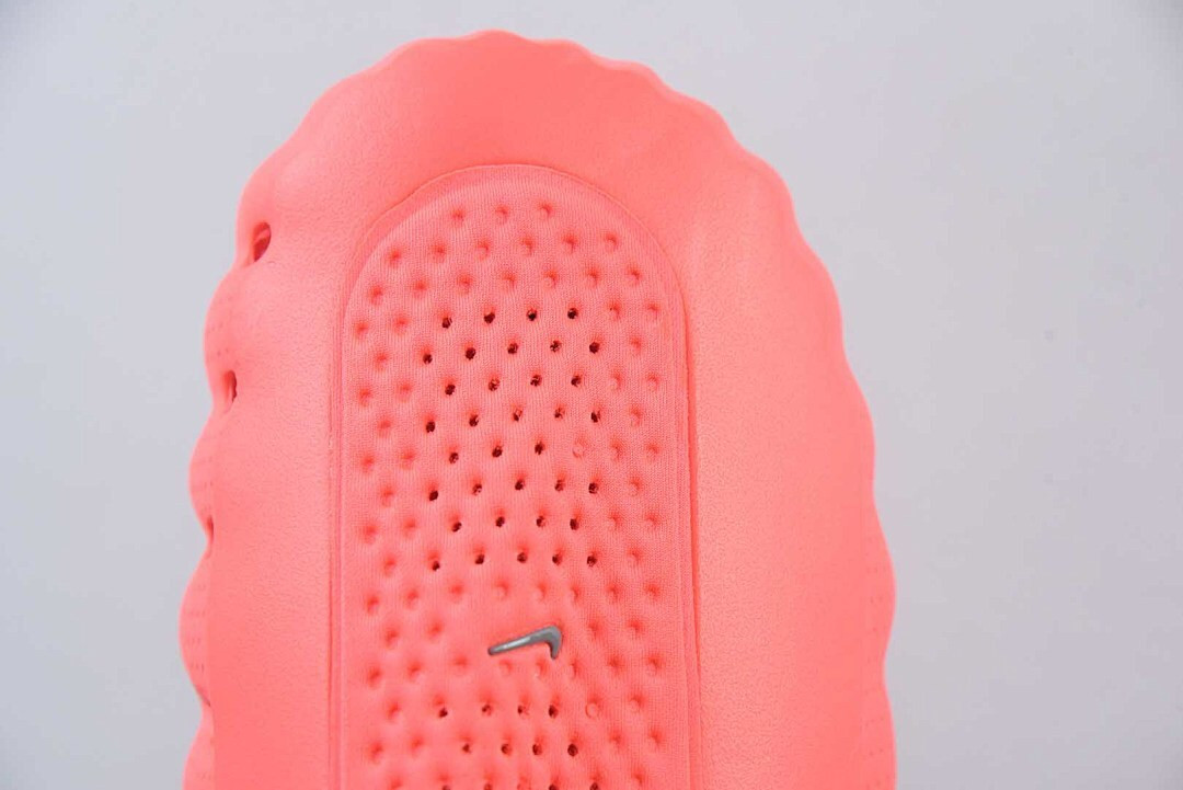 Nike Mind 001 