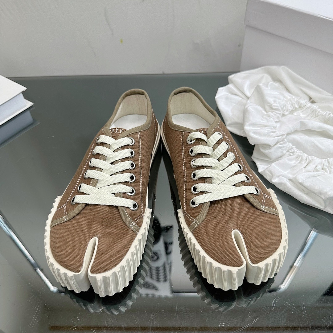 Ma1s0n Marg*e1a SNEAKER