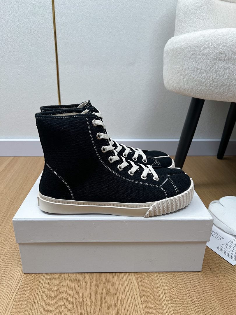 Ma1s0n Marg*e1a SNEAKER