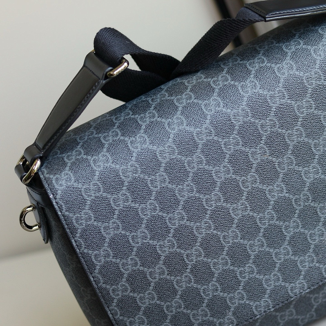 Gvc*1 BAG