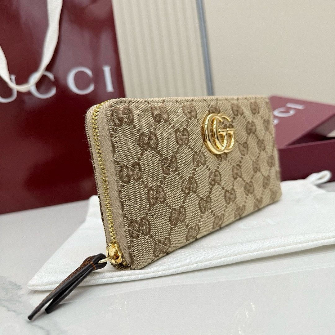 Gvc*1 BAG