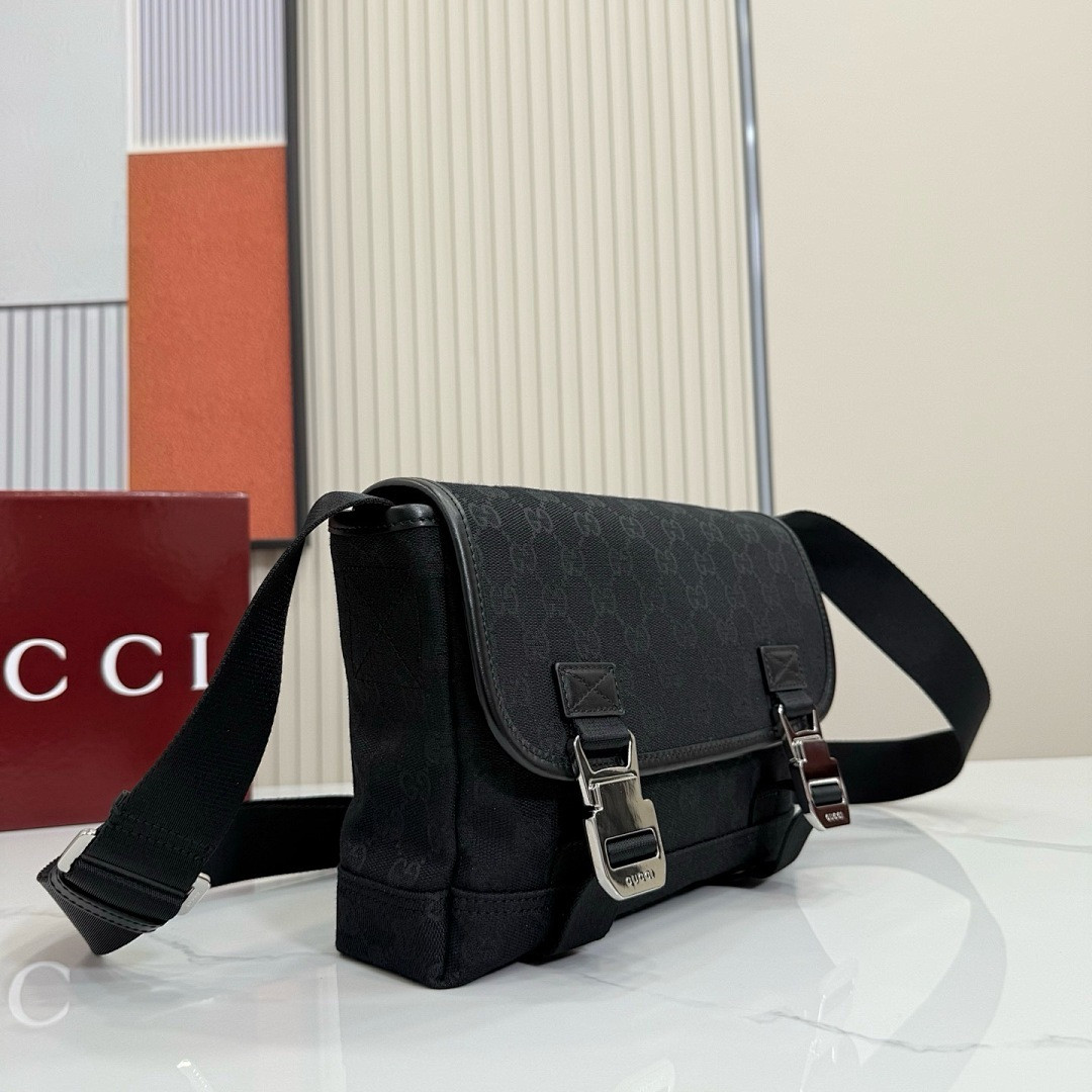 Gvc*1 BAG