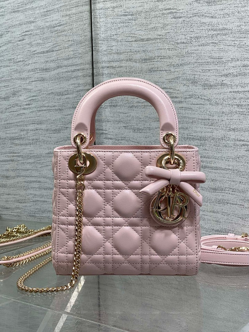 D10r BAG