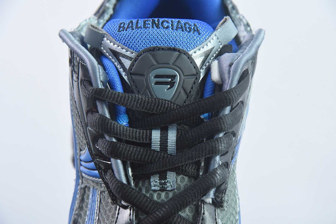 Ba1en*iaga Runner Sneaker