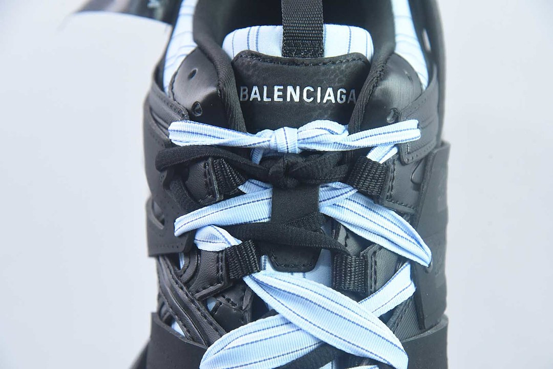 BC TRACK SNEAKER