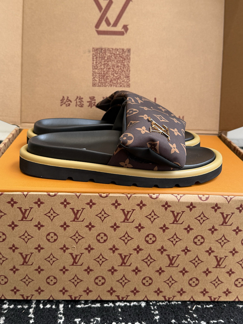 LVT SANDALS