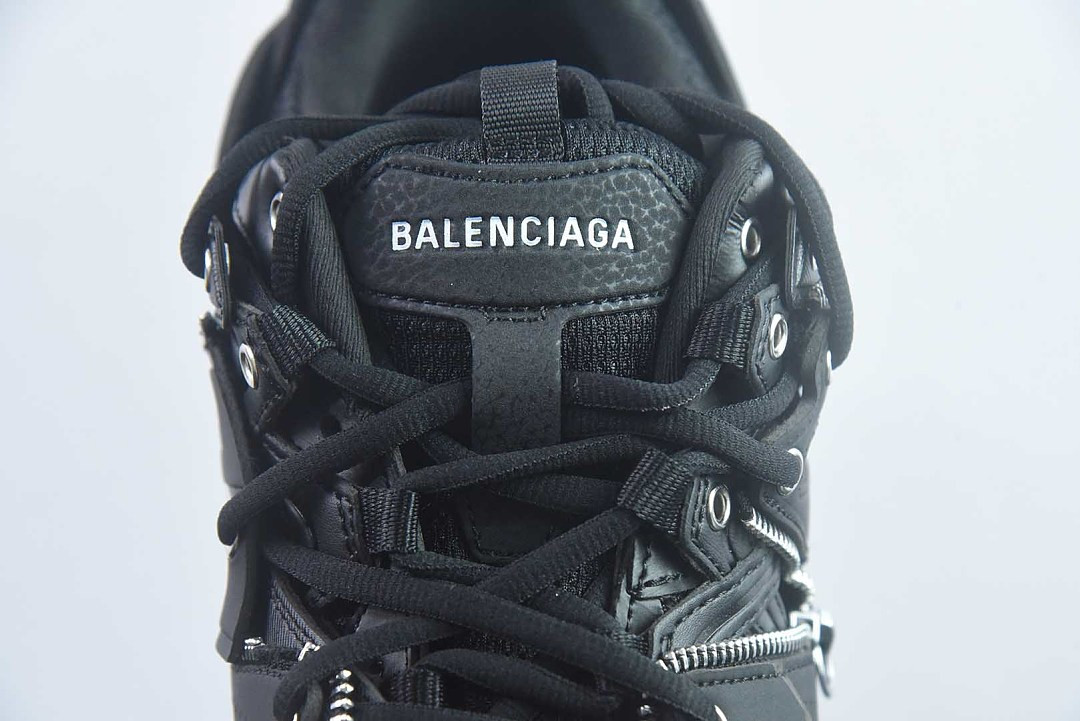 BC TRACK SNEAKER