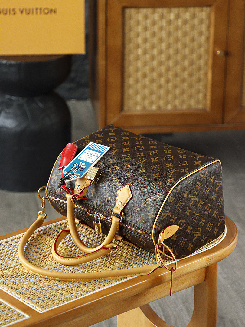 LVT PURSE