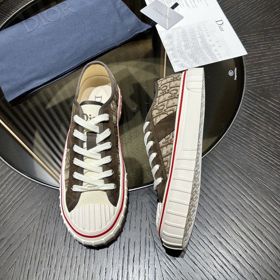 DIO* SNEAKER