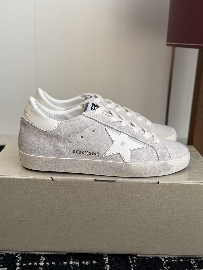 GGDB SNEAKER