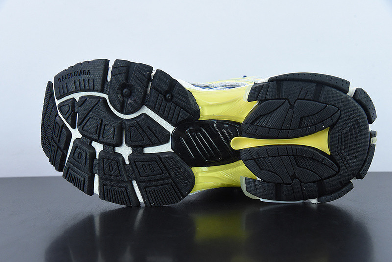 Ba*len*cia*ga runner sneaker