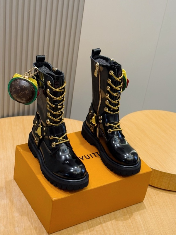 LVT BOOTS