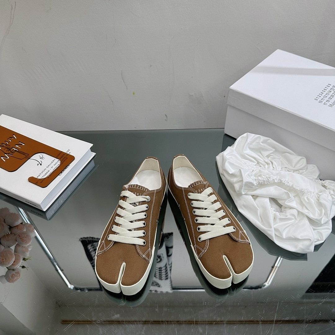 Ma1s0n Marg*e1a SNEAKER