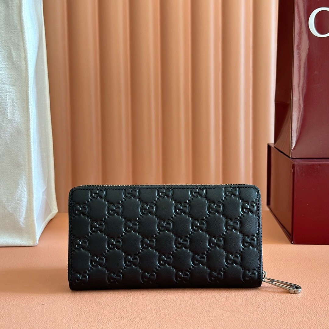 Gvc*1 BAG