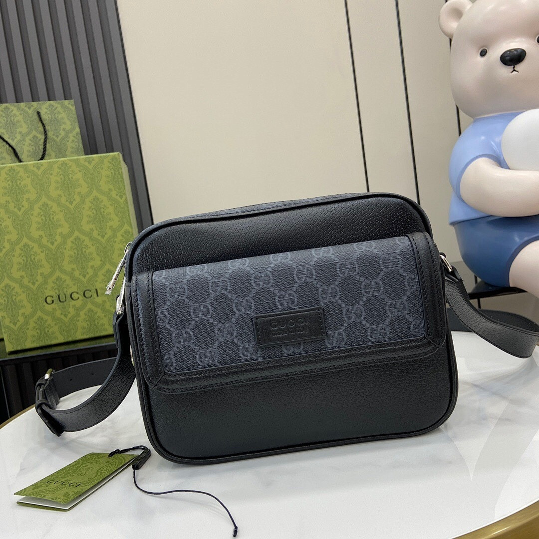Gvc*1 BAG