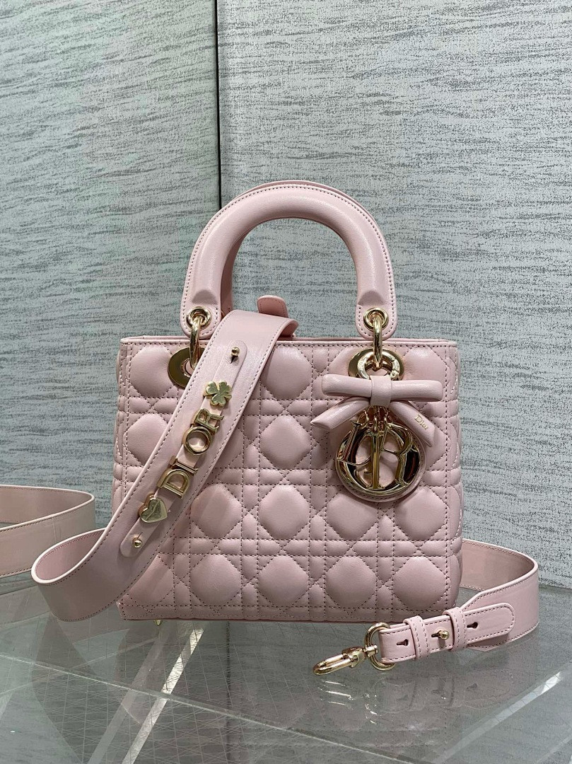 D10r BAG