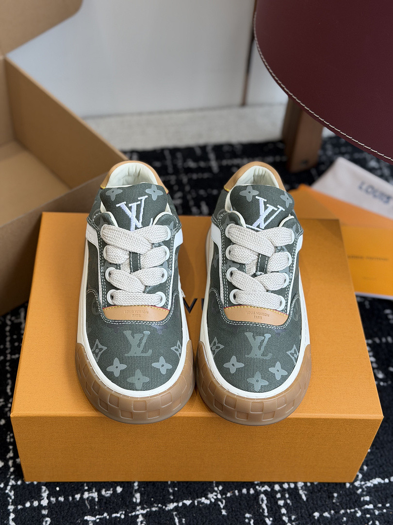 LVT SNEAKERS