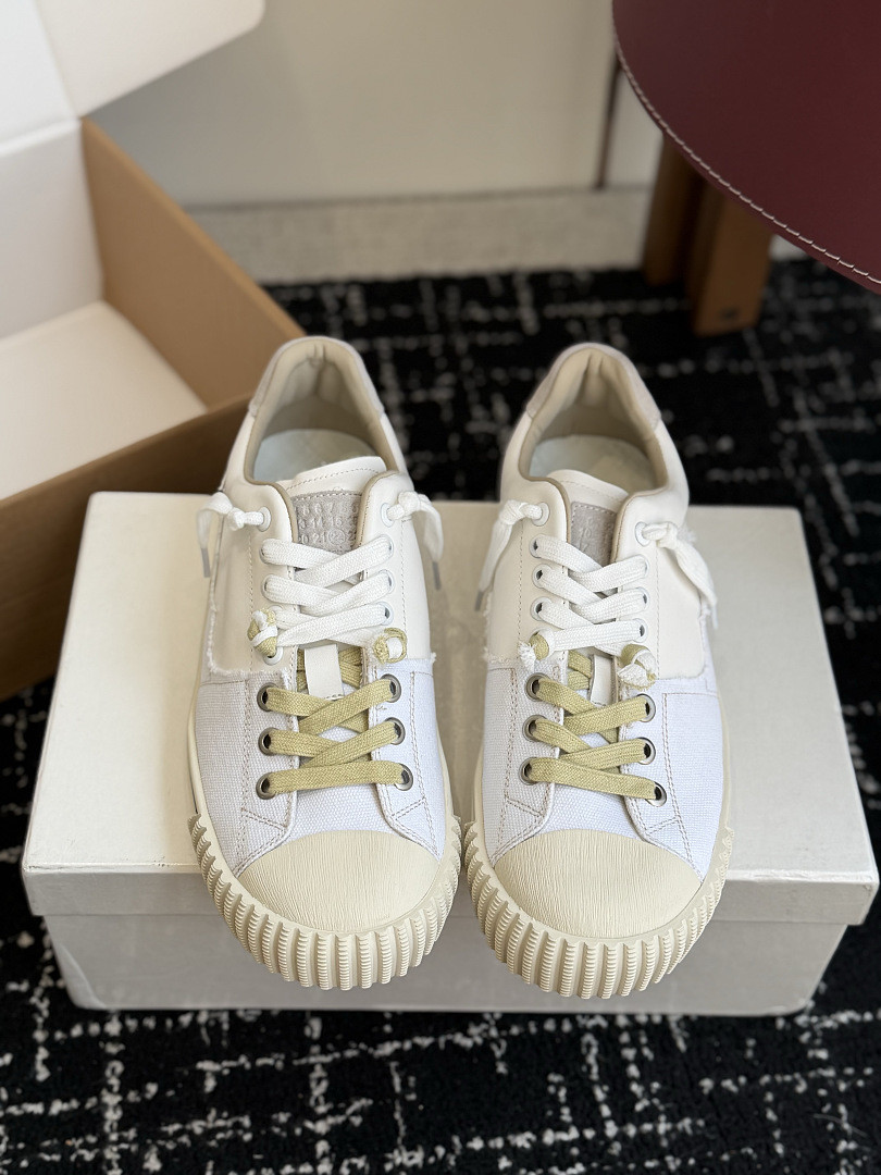 Ma1s0n Marg*e1a SNEAKER