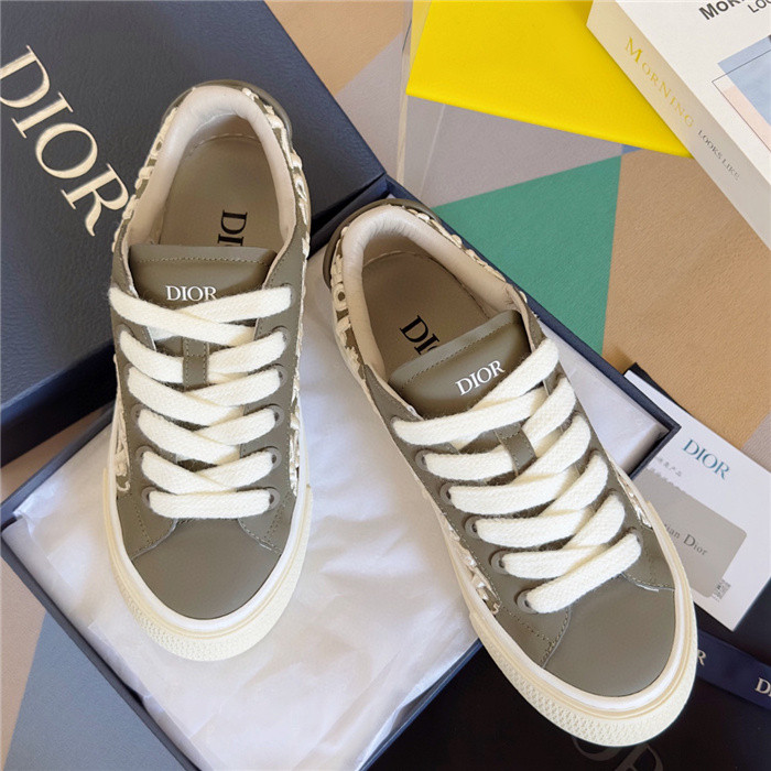 DIO* B33 SNEAKER