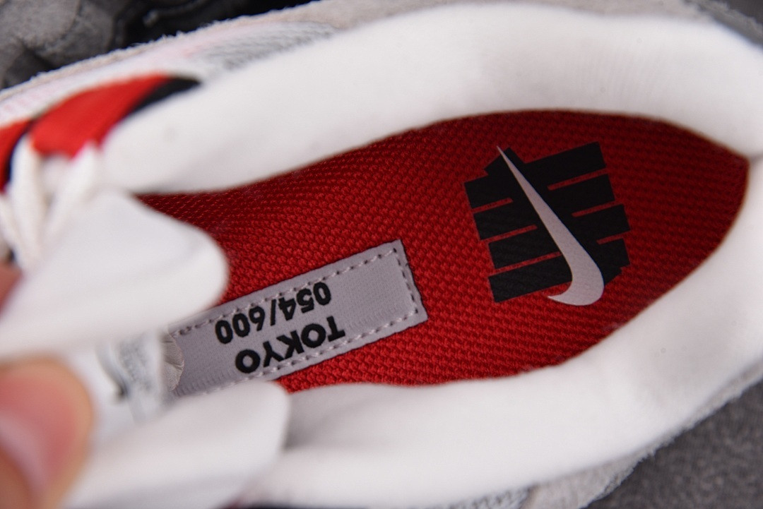 Undefeated x Nike Air Max 95 Bright Crimson IB4523-003